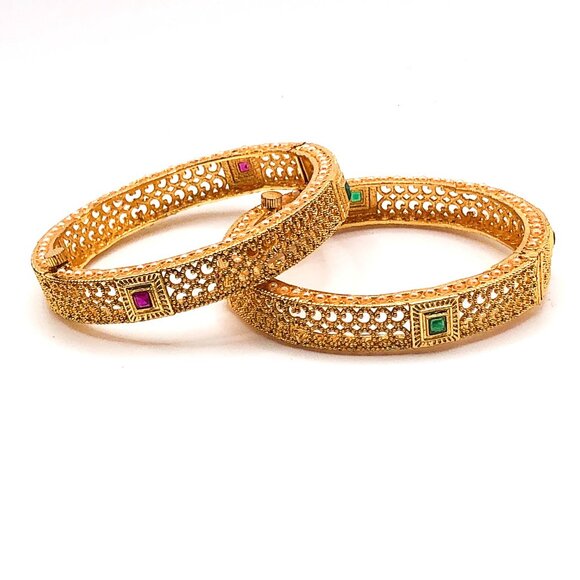 Set of 2 Vintage Gold Tone Filigree Hinged Bangle Bracelets - Picture 2 of 15